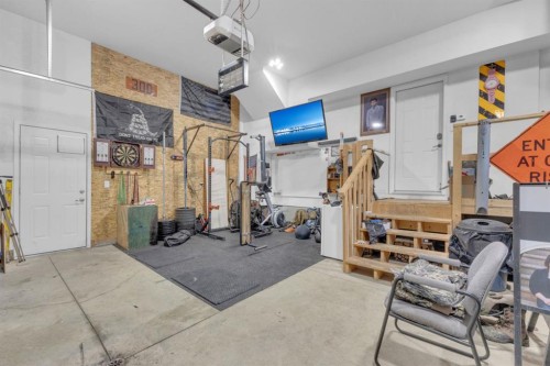 38 Rolling Hills Bay, Blackfalds, AB - Indoor