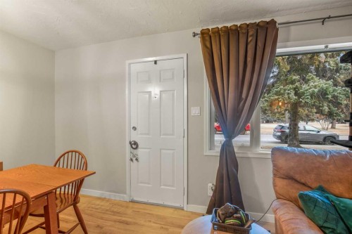 202-4719 33 Street, Red Deer, AB - Indoor