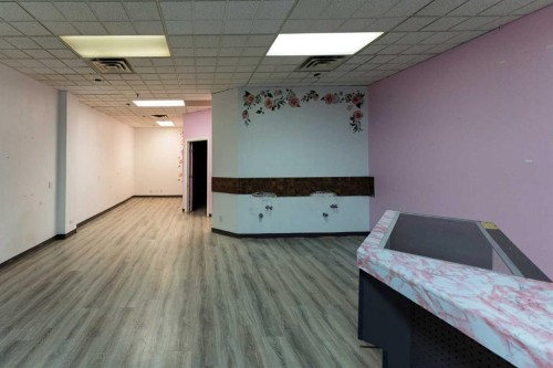 3-4929 50 Street, Red Deer, AB 