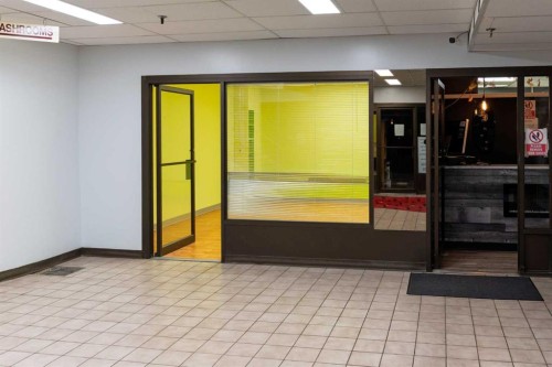 101-4929 50 Street, Red Deer, AB 