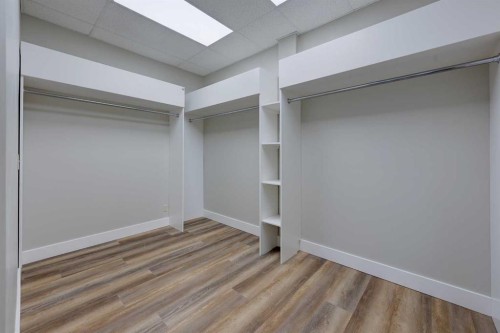 203-5116 52 Street, Red Deer, AB 