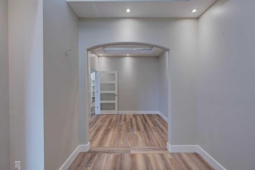 203-5116 52 Street, Red Deer, AB 