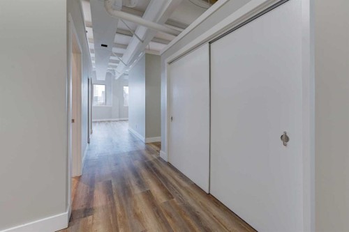 203-5116 52 Street, Red Deer, AB 