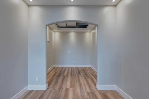 203-5116 52 Street, Red Deer, AB 