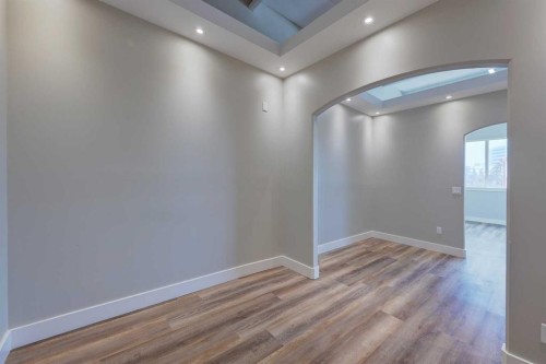 203-5116 52 Street, Red Deer, AB 