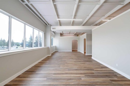 203-5116 52 Street, Red Deer, AB 