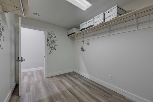 203-5116 52 Street, Red Deer, AB 