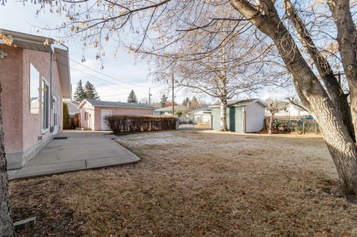 21 Freemont Close, Red Deer, AB - Outdoor