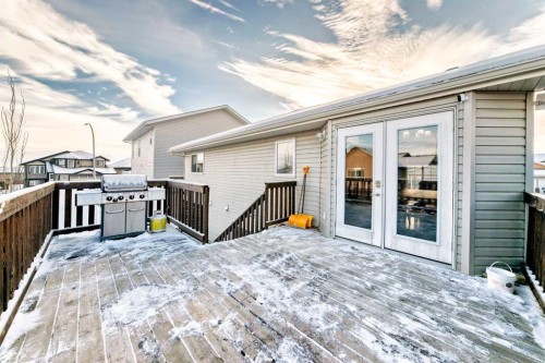 37 Heartland Crescent, Penhold, AB - Outdoor With Deck Patio Veranda