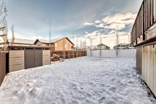 37 Heartland Crescent, Penhold, AB - Outdoor