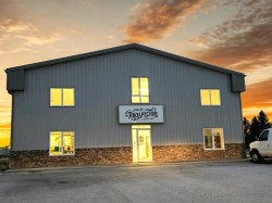 4810 41 Street  Camrose, AB T4V 1N9