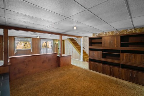 5714 48B Avenue, Camrose, AB - Indoor Photo Showing Other Room