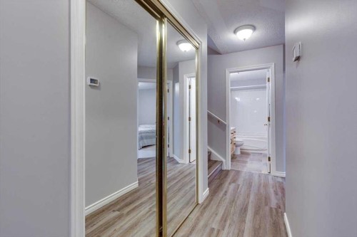 14 Lawrence Crescent, Red Deer, AB - Indoor Photo Showing Other Room