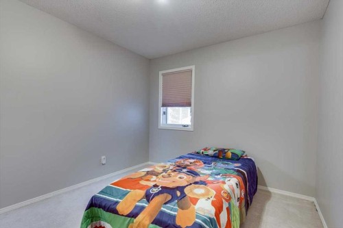 14 Lawrence Crescent, Red Deer, AB - Indoor Photo Showing Bedroom