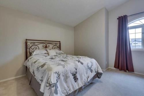 14 Lawrence Crescent, Red Deer, AB - Indoor Photo Showing Bedroom