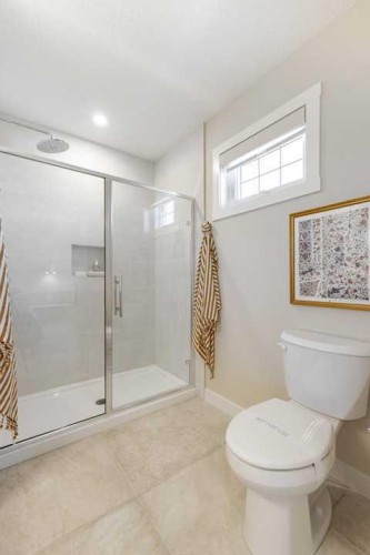58 Drystone Way Nw, Calgary, AB - Indoor Photo Showing Bathroom
