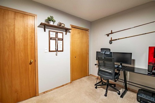 1012-25054 South Pine Lake Road, Rural Red Deer County, AB - Indoor Photo Showing Office