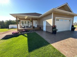 4332 51 Avenue  Hardisty, AB T0B 1V0