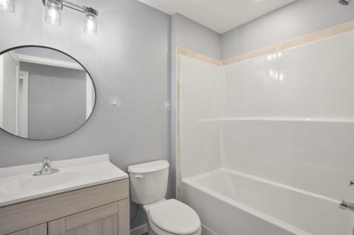 109 Aztec Crescent, Blackfalds, AB - Indoor Photo Showing Bathroom