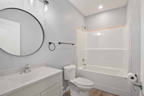 109 Aztec Crescent, Blackfalds, AB - Indoor Photo Showing Bathroom
