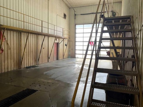 8 30 Street, Sylvan Lake, AB 