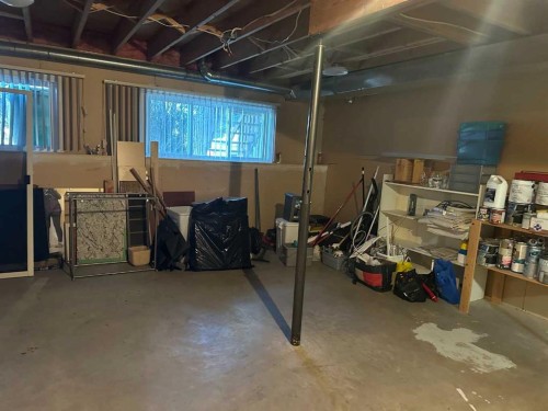 4921 53 Street, Rocky Mountain House, AB - Indoor Photo Showing Garage