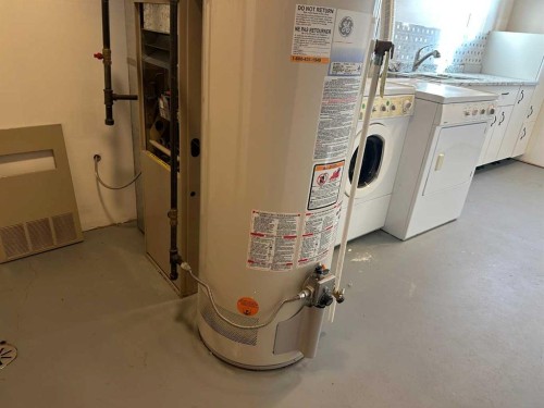 4921 53 Street, Rocky Mountain House, AB - Indoor