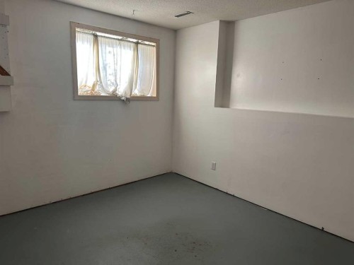 4921 53 Street, Rocky Mountain House, AB - Indoor Photo Showing Other Room