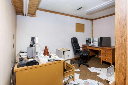 4804 Broadway Avenue, Blackfalds, AB - Indoor Photo Showing Office