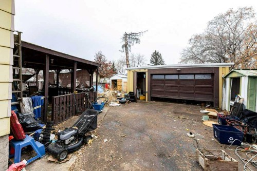 4804 Broadway Avenue, Blackfalds, AB - Outdoor With Exterior