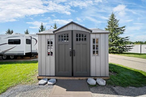 2045-25054 South Pine Lake Road, Rural Red Deer County, AB 