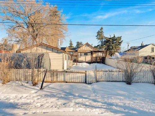 2014 24 Avenue, Delburne, AB - Outdoor