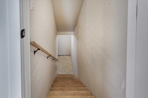 40 Irvin Way, Sylvan Lake, AB - Indoor Photo Showing Other Room