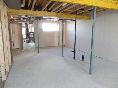 40 Irvin Way, Sylvan Lake, AB - Indoor Photo Showing Basement