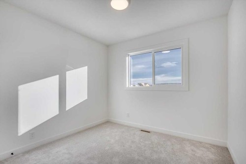 42 Irvin Way, Sylvan Lake, AB - Indoor Photo Showing Other Room