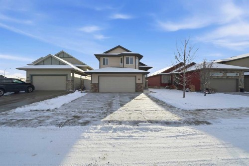 9 Thomas Place, Red Deer, AB - Outdoor With Facade