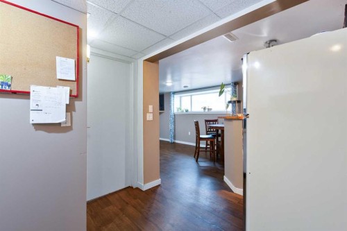 5209 42 Street, Olds, AB - Indoor Photo Showing Other Room