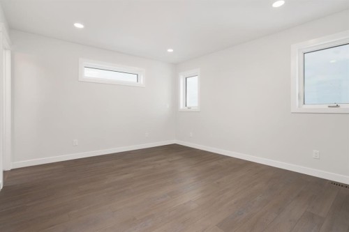 6319 26 Avenue, Camrose, AB - Indoor Photo Showing Other Room