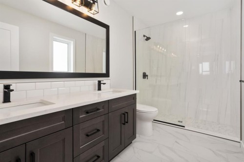 6319 26 Avenue, Camrose, AB - Indoor Photo Showing Bathroom