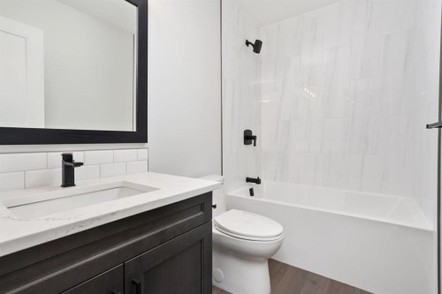 6319 26 Avenue, Camrose, AB - Indoor Photo Showing Bathroom