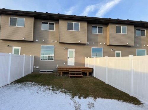 44 Irvin Way, Sylvan Lake, AB - Outdoor With Exterior