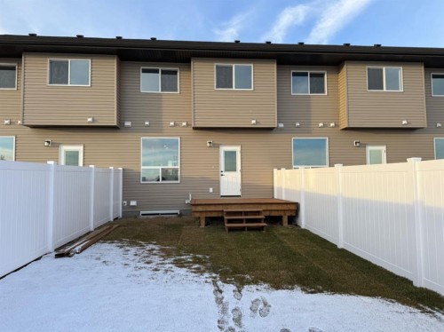 46 Irvin Way, Sylvan Lake, AB - Outdoor With Exterior