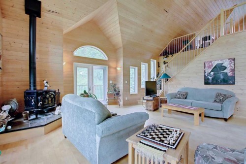 53309 A 65 Range, Gainford, AB - Indoor Photo Showing Living Room