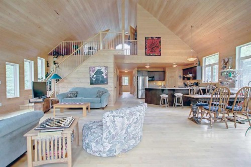 53309 A 65 Range, Gainford, AB - Indoor Photo Showing Living Room