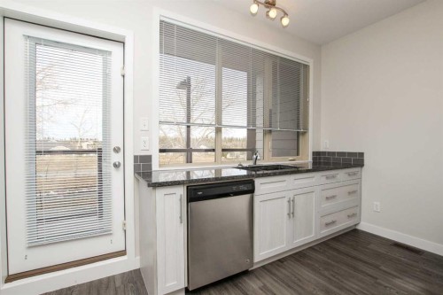 404-125 Caribou Crescent, Red Deer, AB - Indoor