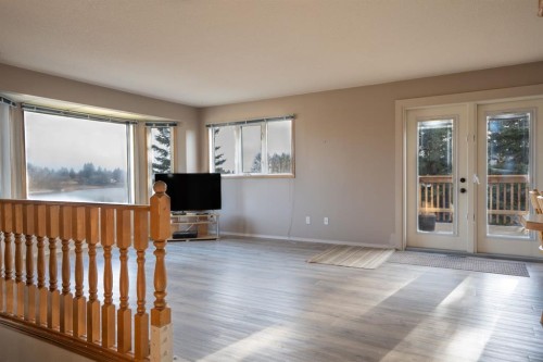 5404 49 Ave, Alix, AB - Indoor Photo Showing Other Room