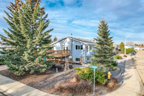 5404 49 Ave, Alix, AB - Outdoor