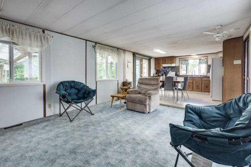 364065 Range Road 5-1, Rural Clearwater County, AB - Indoor Photo Showing Living Room