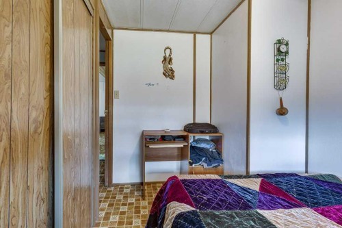 364065 Range Road 5-1, Rural Clearwater County, AB - Indoor Photo Showing Bedroom