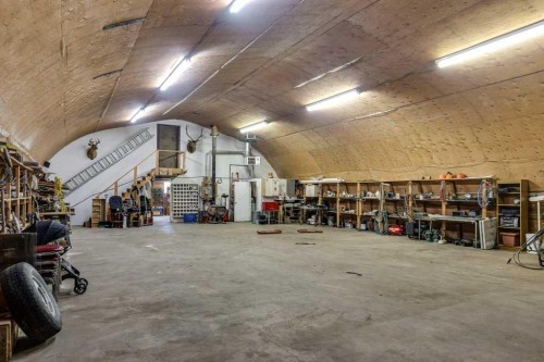 364065 Range Road 5-1, Rural Clearwater County, AB - Indoor Photo Showing Garage